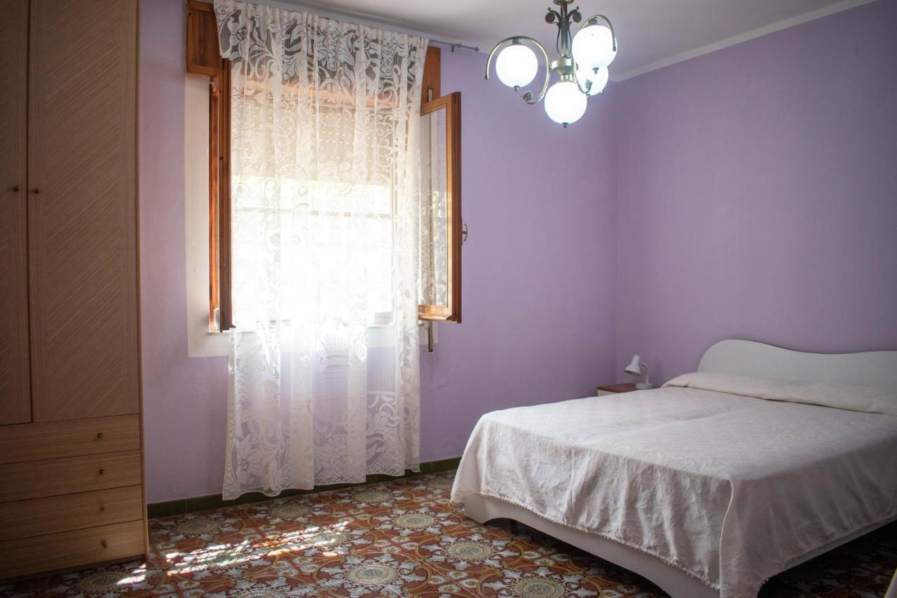Casa Vacanze "Villa Severina" Iun R6166 R6692 Carbonia Exterior foto